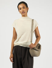 Load image into Gallery viewer, Leo Midi Twisted Handle, Clay Soft Grain Leather
