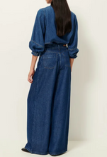 Load image into Gallery viewer, LEONE Overshirt, Denim Blue
