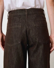 Laden Sie das Bild in den Galerie-Viewer, LINE Jeans, Brownim
