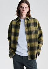 Laden Sie das Bild in den Galerie-Viewer, Malaury checked overshirt, Khaki
