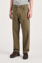 Laden Sie das Bild in den Galerie-Viewer, Mogens Relaxed 5 Pocket Heavy Twill, Olive Night
