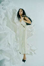 Laden Sie das Bild in den Galerie-Viewer, Kleid NORMA, Zitrone Icing

