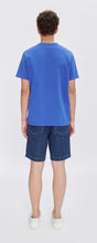 Laden Sie das Bild in den Galerie-Viewer, RAYMOND T-Shirt Blau/Weiß
