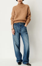 Load image into Gallery viewer, PALAPS V-Neck Pullover, Badiane
