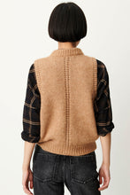 Load image into Gallery viewer, PARISSI Vest, Badiane
