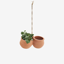 Load image into Gallery viewer, Hanging terracotta flower pots
