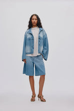 Load image into Gallery viewer, Raha Light denim wide shorts, Light wash
