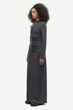 Laden Sie das Bild in den Galerie-Viewer, Saandressa ls dress 15641, Black
