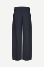Laden Sie das Bild in den Galerie-Viewer, Sabianca trousers 16176, Salute
