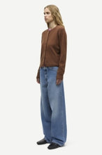 Load image into Gallery viewer, Saboston cardigan 6304, Potting Soil
