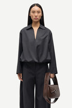 Load image into Gallery viewer, Sadaphne shirt 16248, Black Mel.
