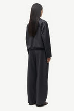 Load image into Gallery viewer, Sadaphne shirt 16248, Black Mel.
