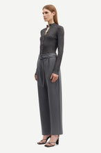 Laden Sie das Bild in den Galerie-Viewer, Saleonore Lurex-Cardigan 15600 Schwarz
