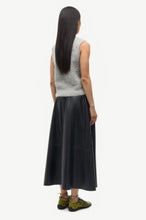 Laden Sie das Bild in den Galerie-Viewer, Saliss vest 16165, Grey mel.
