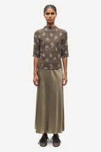 Load image into Gallery viewer, Samiley skirt 15755, Overland Trek
