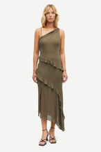 Laden Sie das Bild in den Galerie-Viewer, Samoena Kleid 15154 Dark Greige
