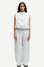 Load image into Gallery viewer, Sarokos trousers 15930, Gray Dawn
