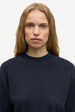 Laden Sie das Bild in den Galerie-Viewer, Satatiana blouse 15830, Salute
