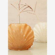 Load image into Gallery viewer, Glass vase Shell, Peach
