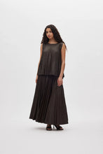 Laden Sie das Bild in den Galerie-Viewer, SIMONIA Pleats skirt, French toast
