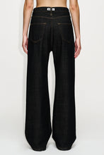 Laden Sie das Bild in den Galerie-Viewer, Skid Jeans rinsed Black
