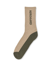 Laden Sie das Bild in den Galerie-Viewer, Sock Box Logo Stepper
