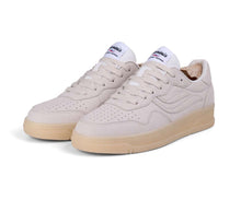 Laden Sie das Bild in den Galerie-Viewer, G-Soley 2.0 Suede Hevea Rubber Offwhite
