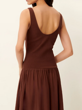 Laden Sie das Bild in den Galerie-Viewer, SOLAO Kleid, Brownwhisky
