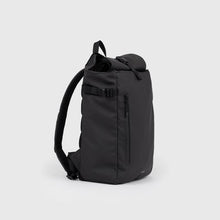 Load image into Gallery viewer, STREAM Slim Rolltop backpack M, Black
