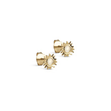 Load image into Gallery viewer, Sunshine Small Studs, Daisy
