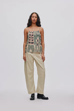 Laden Sie das Bild in den Galerie-Viewer, Thalia Light Fusion Hose, Sand
