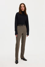 Load image into Gallery viewer, Twisted Neck Top, Black
