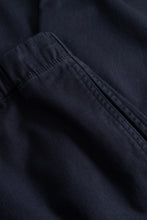 Load image into Gallery viewer, Tyrsil Regular Organic Stretch Twill Trousers, Dark Navy
