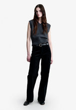 Laden Sie das Bild in den Galerie-Viewer, Vicky sleeveless wool sweater, Charcoal grey
