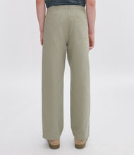 Load image into Gallery viewer, Vincent trousers Muted green
