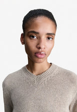 Load image into Gallery viewer, Violette wool sweater, Taupe
