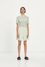 Load image into Gallery viewer, Fally shorts 13104 fog green
