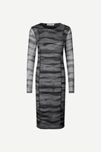Laden Sie das Bild in den Galerie-Viewer, Kleid Josie Allover-Print 8211 Grey Tide
