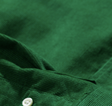 Load image into Gallery viewer, Osvald Corduroy sporting green
