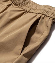 Laden Sie das Bild in den Galerie-Viewer, Luther Packable Short Utility-Khaki

