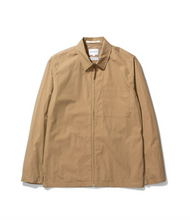 Laden Sie das Bild in den Galerie-Viewer, Jens Zip Packable Utility Khaki
