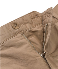 Laden Sie das Bild in den Galerie-Viewer, Aros Light Twill Shorts Utility Khaki
