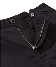 Load image into Gallery viewer, Aros Light Twill Shorts black
