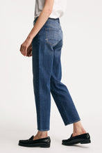 Laden Sie das Bild in den Galerie-Viewer, Bardot Straight Classic Indigo
